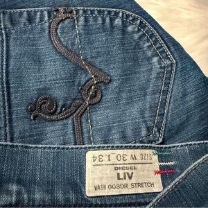 HP🌹 Diesel “Liv” Slim Straight Embroidered Pocket Jeans Made In Italy